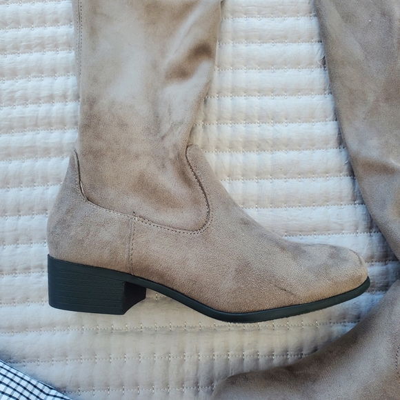 Soda Above the Knee Boots Women's Size 6.5 EUC - Picture 2 of 8